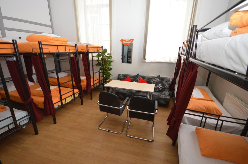 Doma Hostel Riga Exterior foto